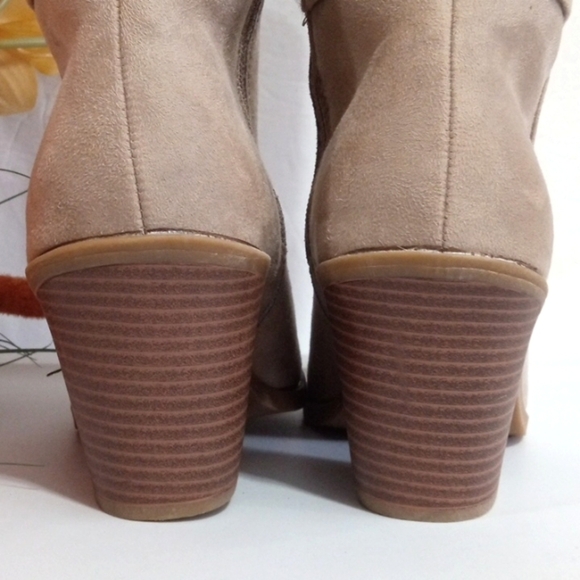 ANNELIESE TAUPE CALF-HIGH LONG BOOTS SIZE 7 NWT - Picture 10 of 11
